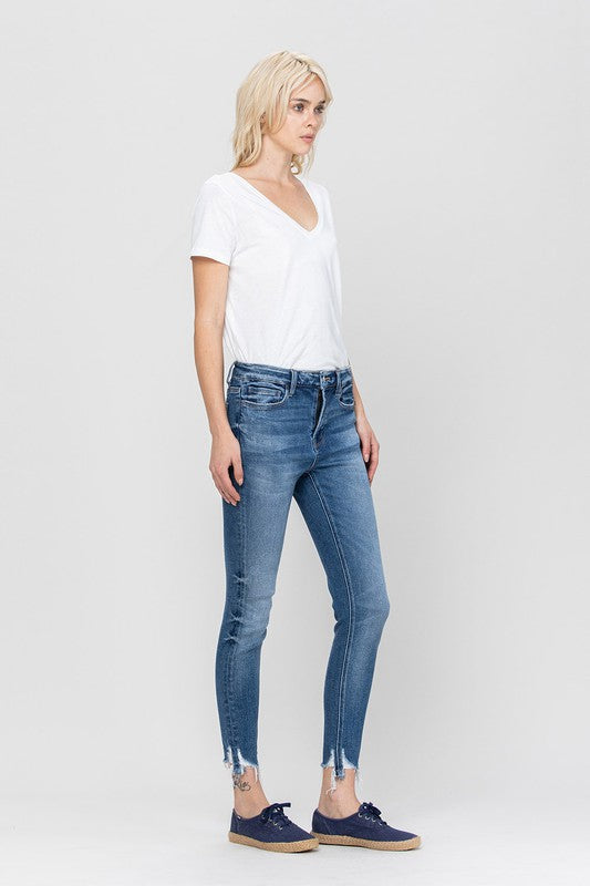 HIGH RISE ANKLE SKINNY HEM DETAILS